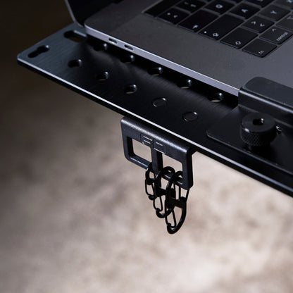 Digiplate Hanger