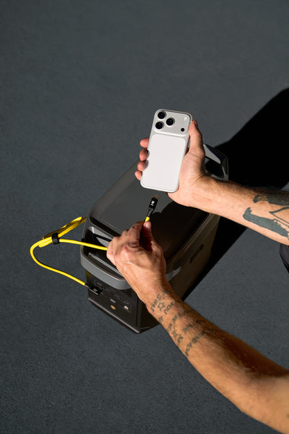 USB-C Cable 1,2M 40G - Yellow Angled